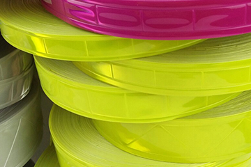 反光膜在哪里賣(mài)？蘇州曼彩交通為您解答[蘇州曼彩]