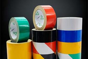 廣告級(jí)反光膜怎么貼-廣告級(jí)反光貼使用年限