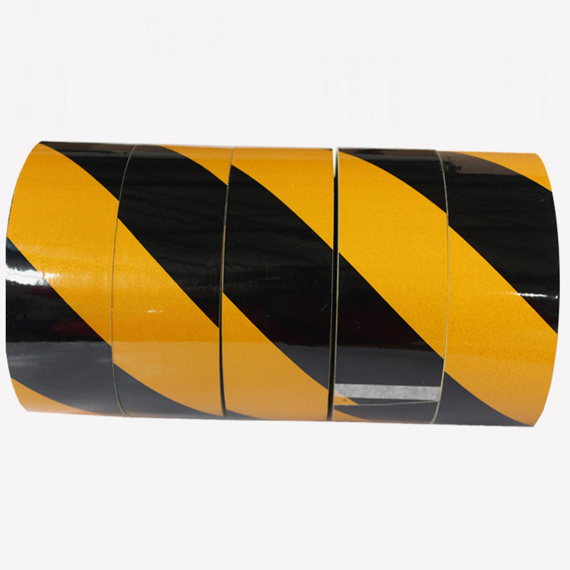 1637647172707402.png 反光19.png